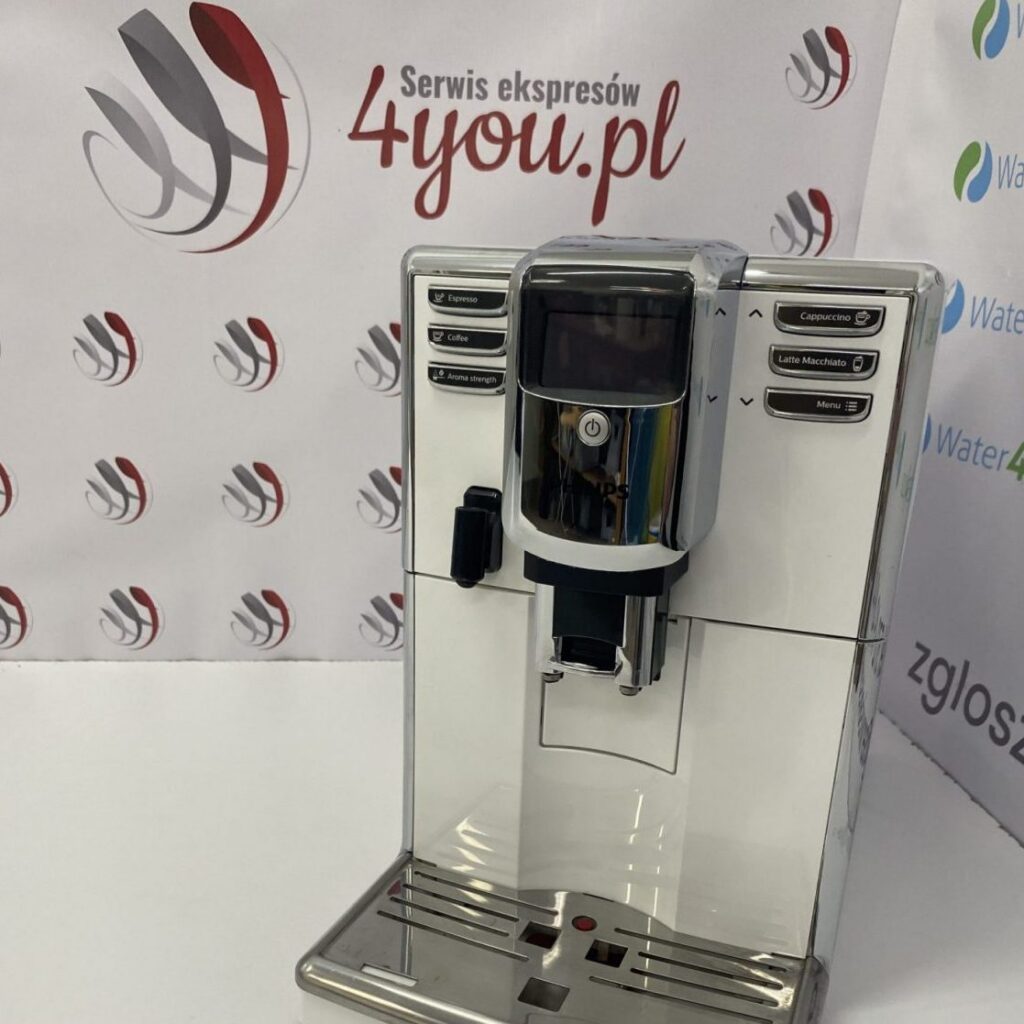 Usterki ekspresów do kawy Saeco i Phillips – kody błędów