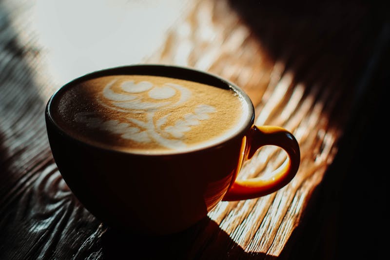 Jak wyczyścić ekspres do kawy z pleśni?